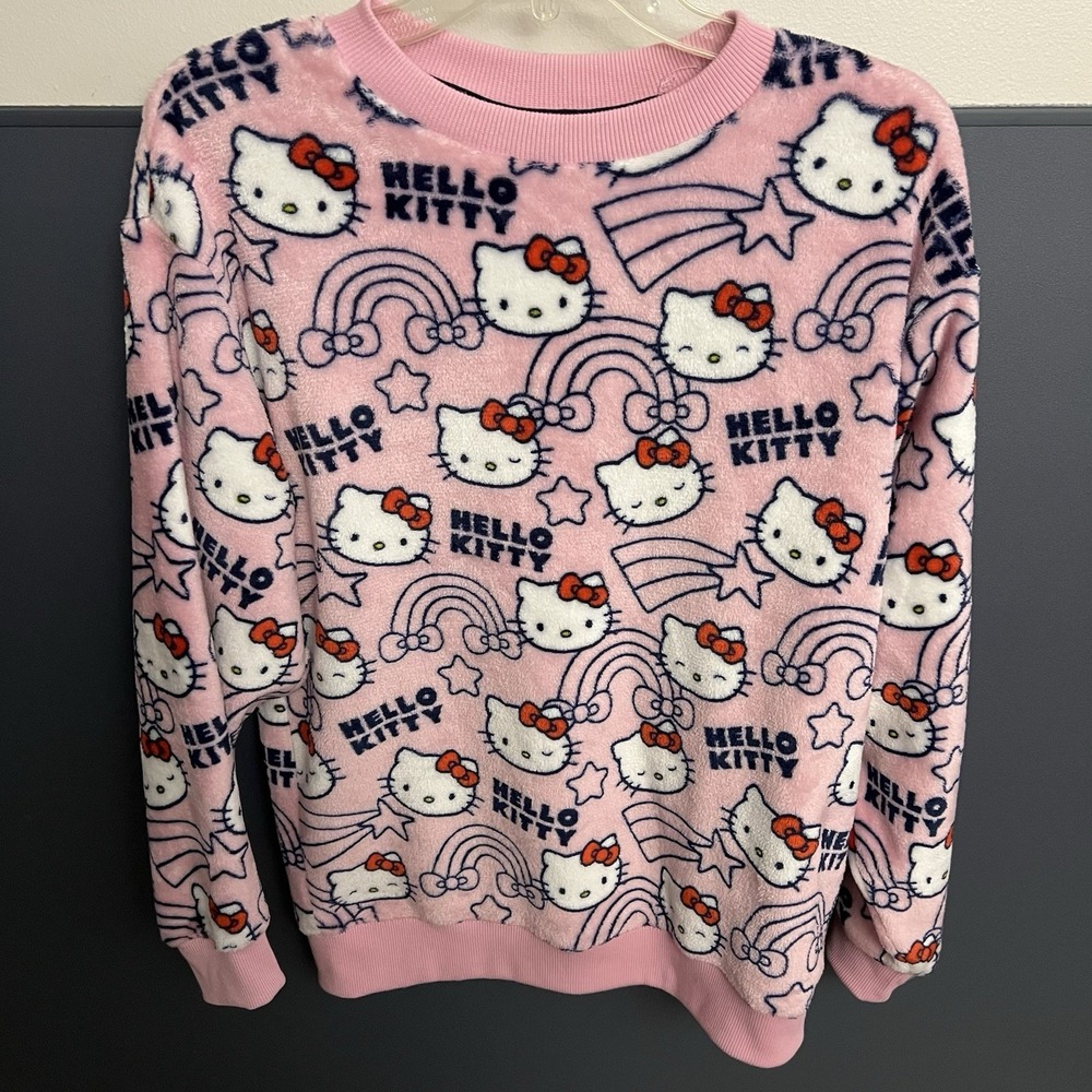 Hello Kitty Women's Pink Sweatshirt Size‎ Small Graphic Plush Soft Fuzzy Logo